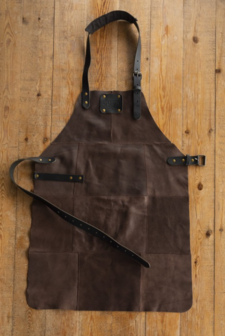 Schort Dark Cognac Outr